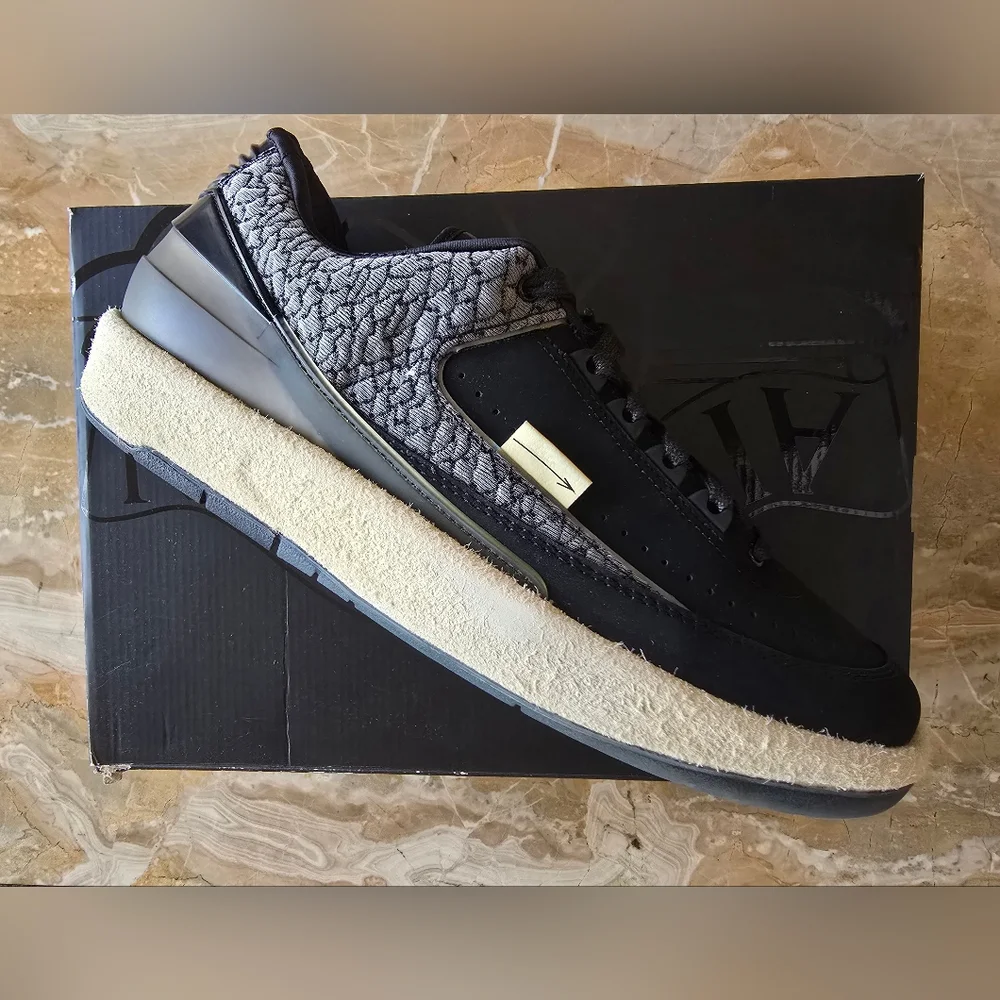 Air Jordan 2 Retro Low Sneakers, Sz 10.5
